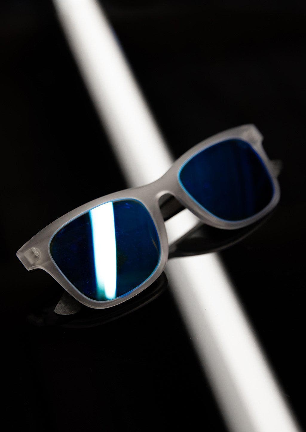Hybrid - Atom - Carbon Fiber & Acetate Sunglasses